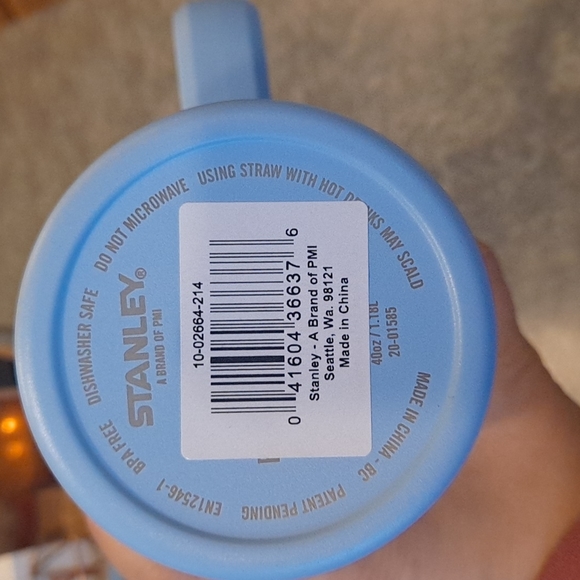 New 40oz Stanley quencher Cornflower - Picture 6 of 9